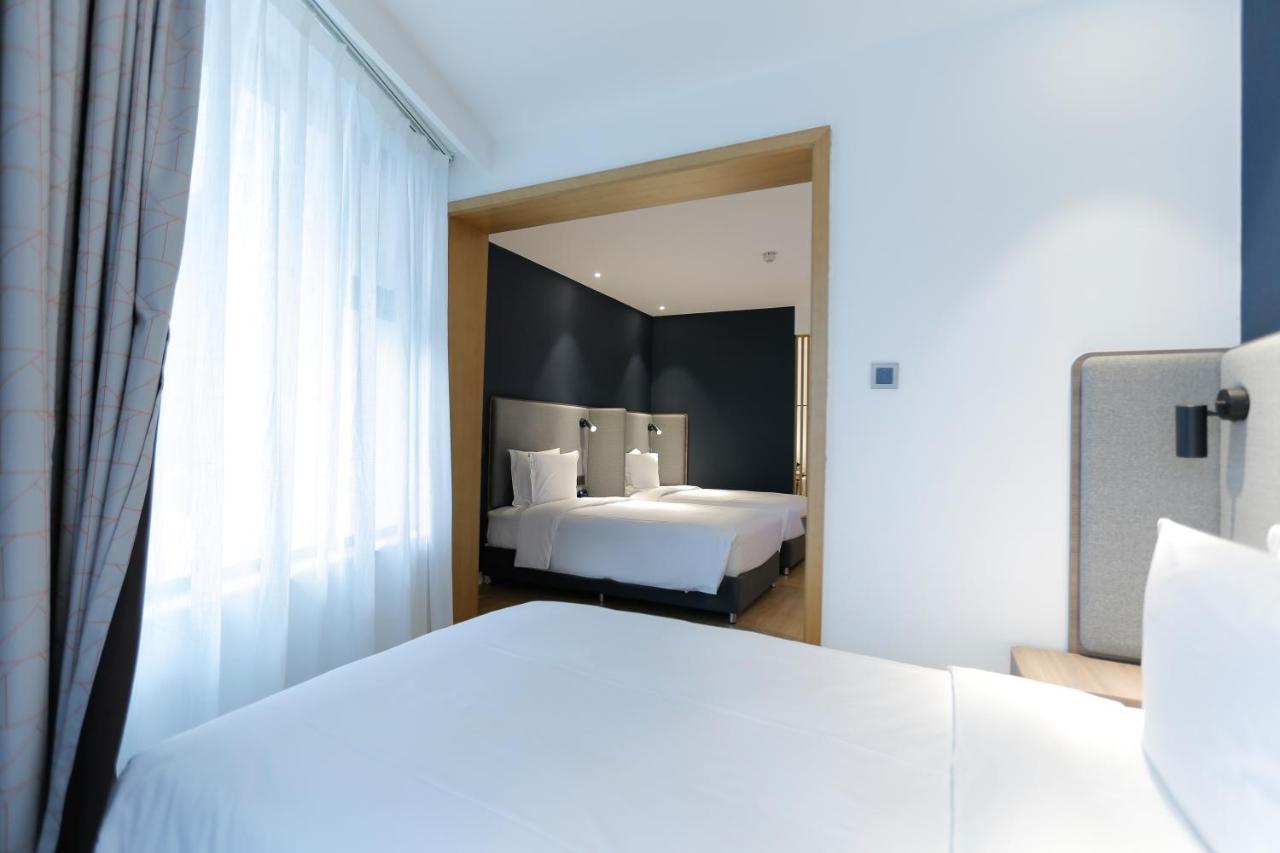 Holiday Inn Express Jiuzhaigou,Only 600 Meters To Jiuzhaigou Park By Ihg Екстериор снимка